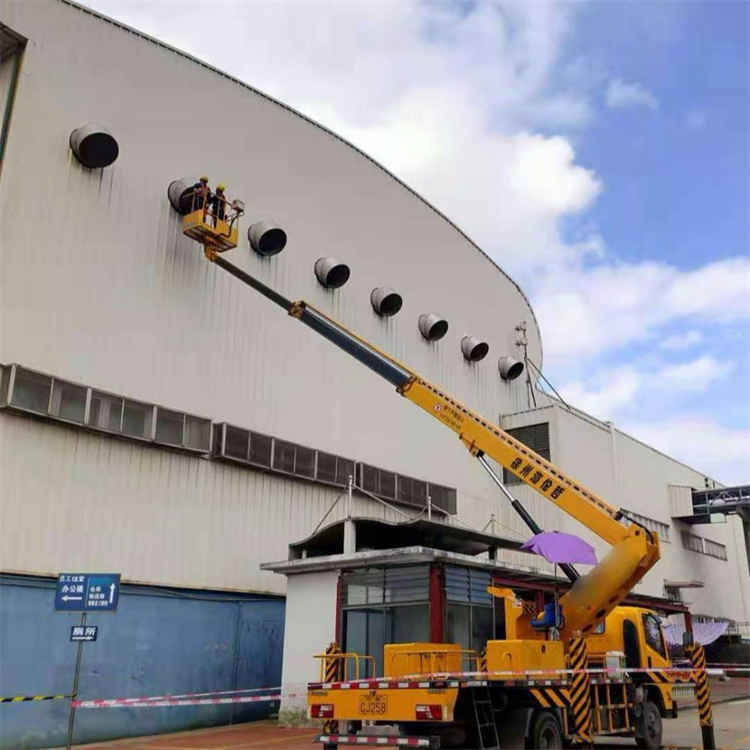 佛子山镇高空作业车出租服务：专业广告牌安装解决方案