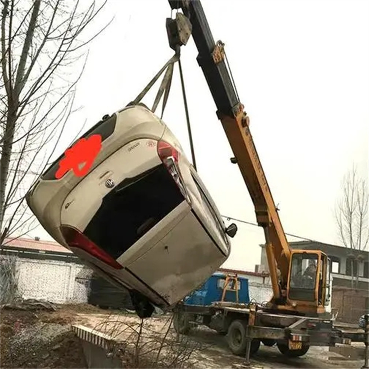 佛子山镇随时待命，吊车24小时道路救援服务全解析