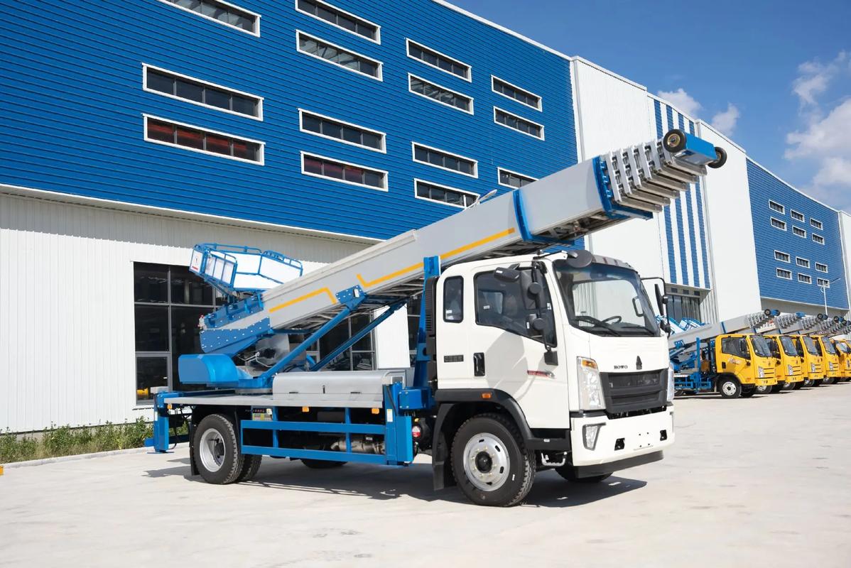 佛子山镇出租云梯车高空作业车 建筑垃圾搬运